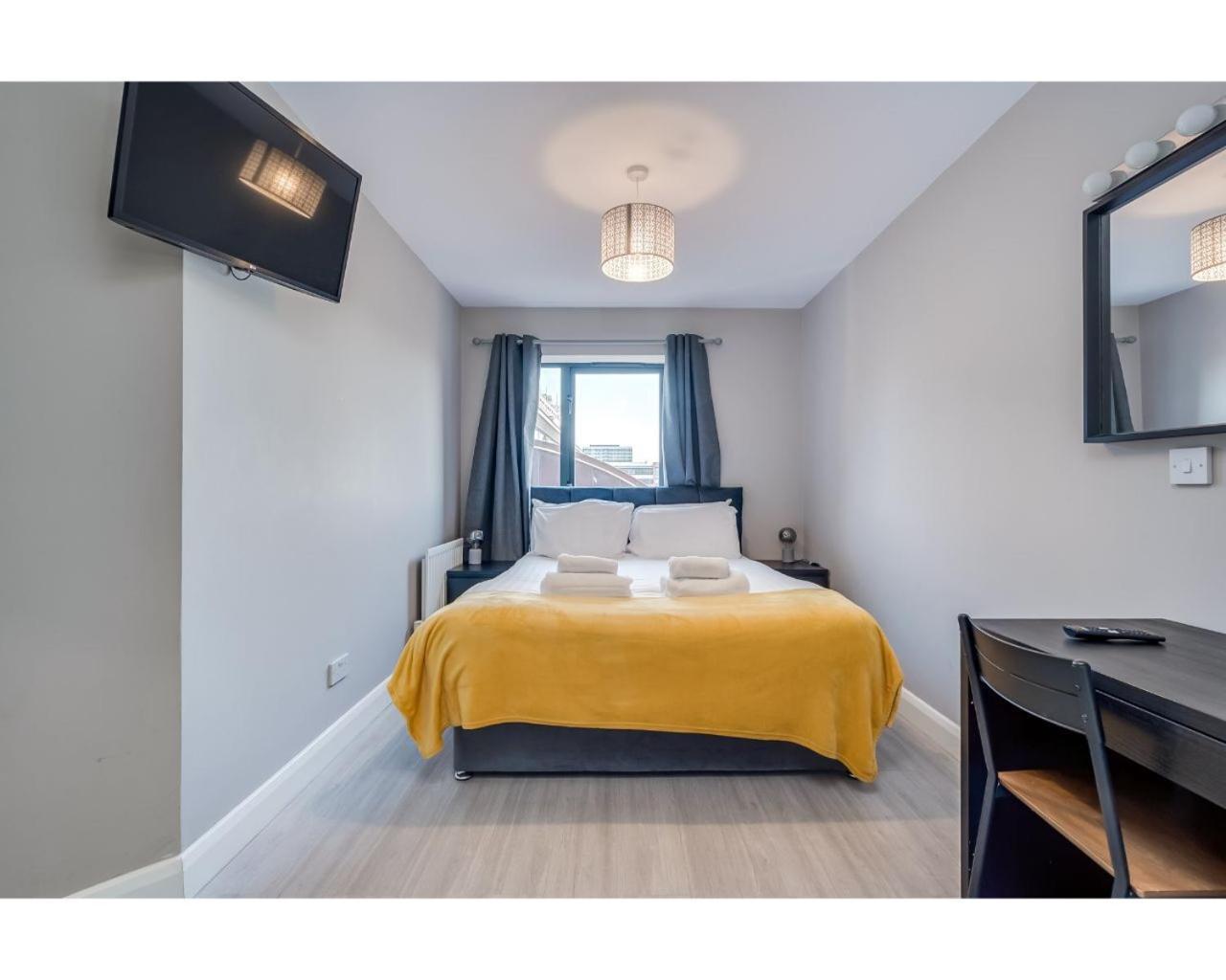 Central Belfast Apartments: Citygate Eksteriør billede