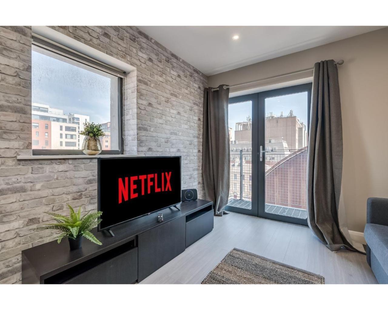 Central Belfast Apartments: Citygate Eksteriør billede